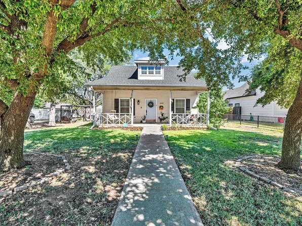 2403 Colcord Ave, Waco, TX 76707