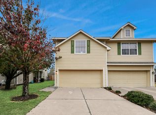 17267 Oakwood Chase Dr, Spring, TX 77379