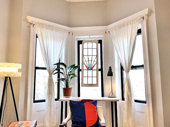 4th image of 1558 Saint Marks Ave #3