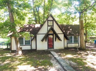 6890 Deepwater Cv, Mount Olive, IL 62069