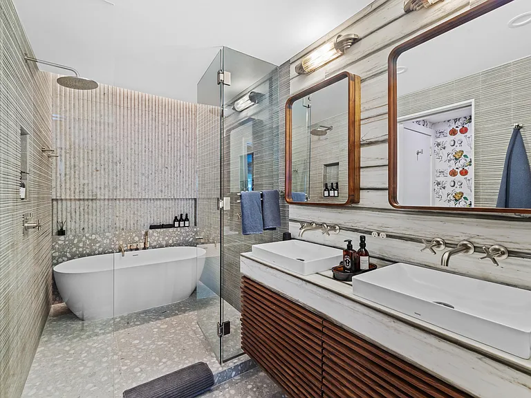 44 Sharon St #1 — Photo 21
