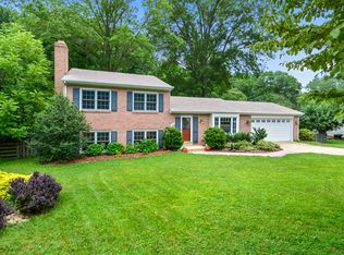 1505 Dulcimer Ct, Vienna, VA 22182