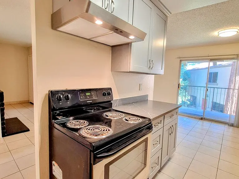 247 N Capitol Ave #243-7 — Photo 11