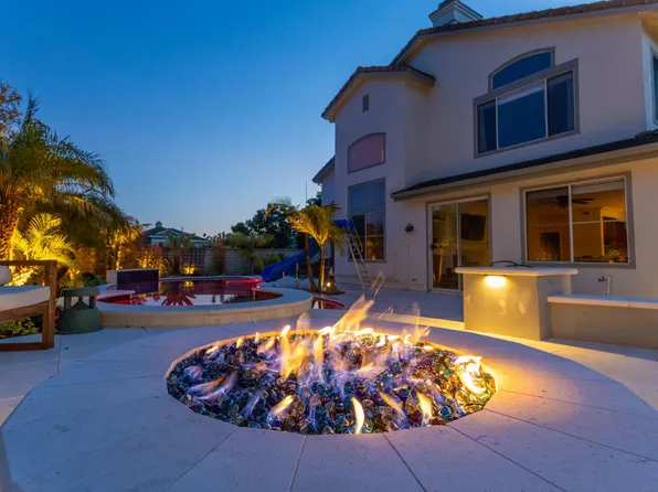 7925 Via Ensenada, Carlsbad, CA 92009