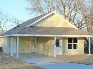 1312 Jones St, Greenville, TX 75401