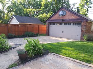 7477 Amherst Ave, Saint Louis, MO 63130