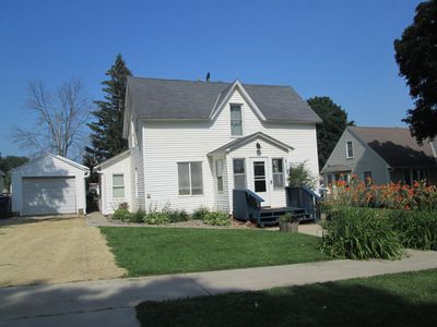 526 Red Wing Ave, Kenyon, MN, 55946