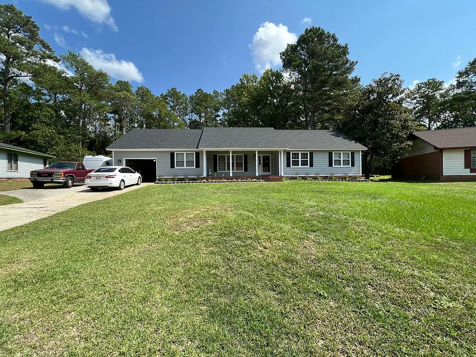 607 Knob Ct