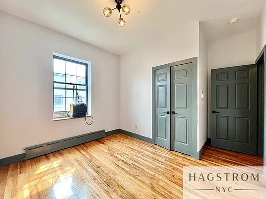 Rented by Hagstrom Management Inc | media 23