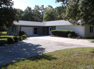 16 Sycamore Ct E, Homosassa, FL 34446