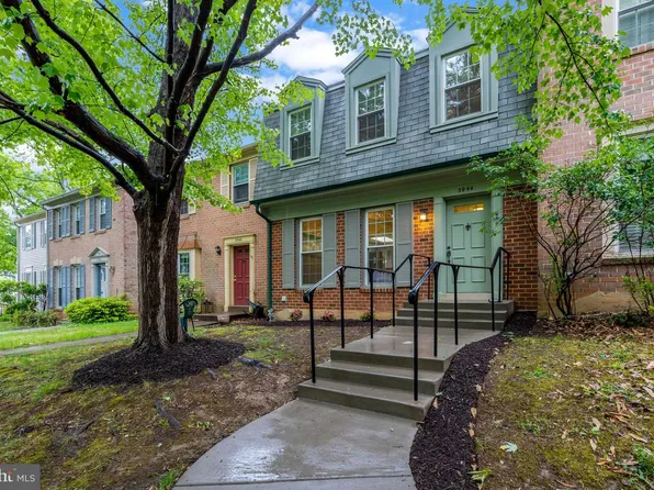 3944 Wilcoxson Dr, Fairfax, VA 22031