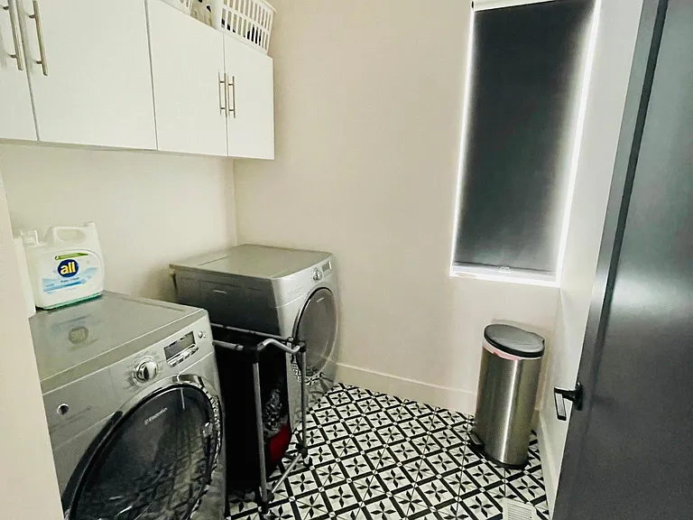 1226 N Beville Ave — Photo 25