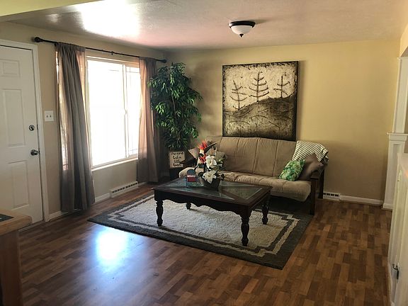 5th image of 915 Hislop Dr