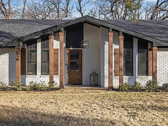 3rd image of 333 Highland Dr