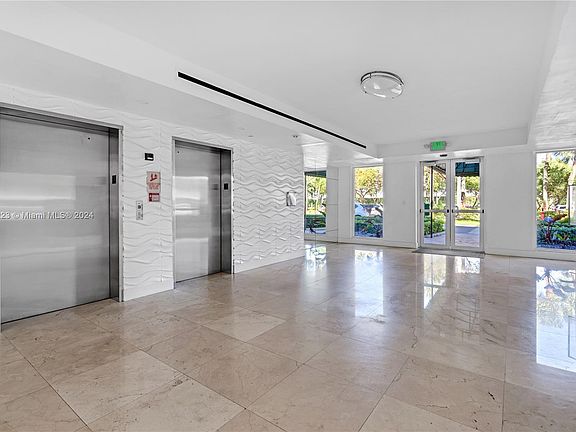 5th image of 10750 NW 66th St APT 108