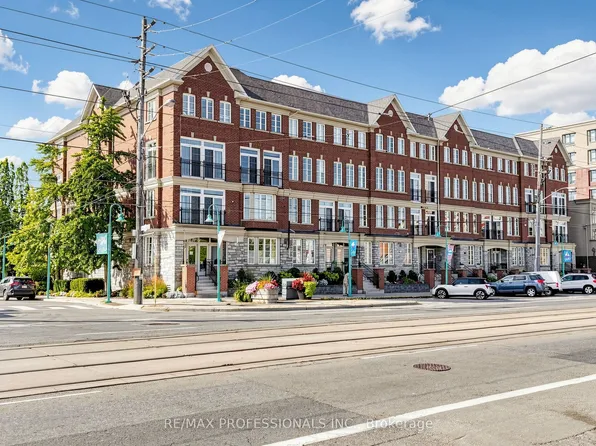 3531 Lake Shore Blvd W #206, Toronto, ON M8W 1P4
