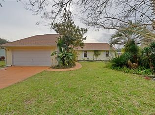 5089 S Shoreline Dr, Floral City, FL 34436