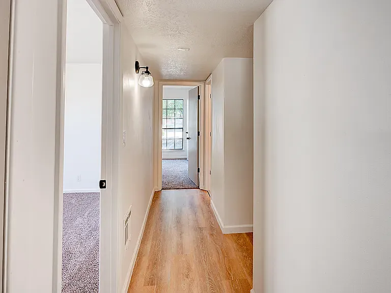 8108 Siguard Ct NE — Photo 9