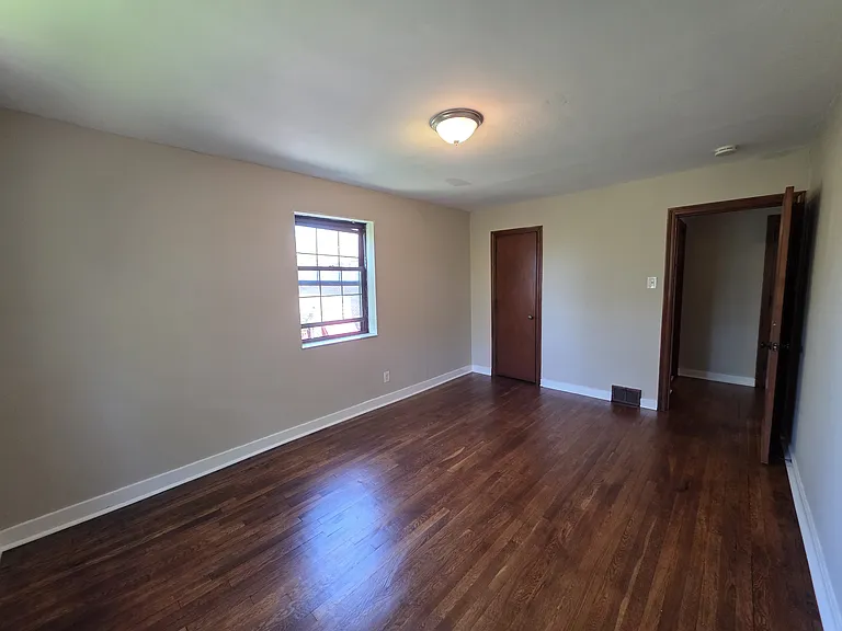 201 E Swissvale Ave #8 — Photo 18