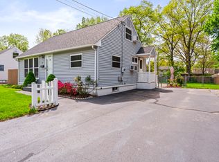 21 Roosevelt Blvd, Enfield, CT 06082