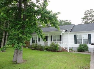 153 Core Rd, Richlands, NC 28574