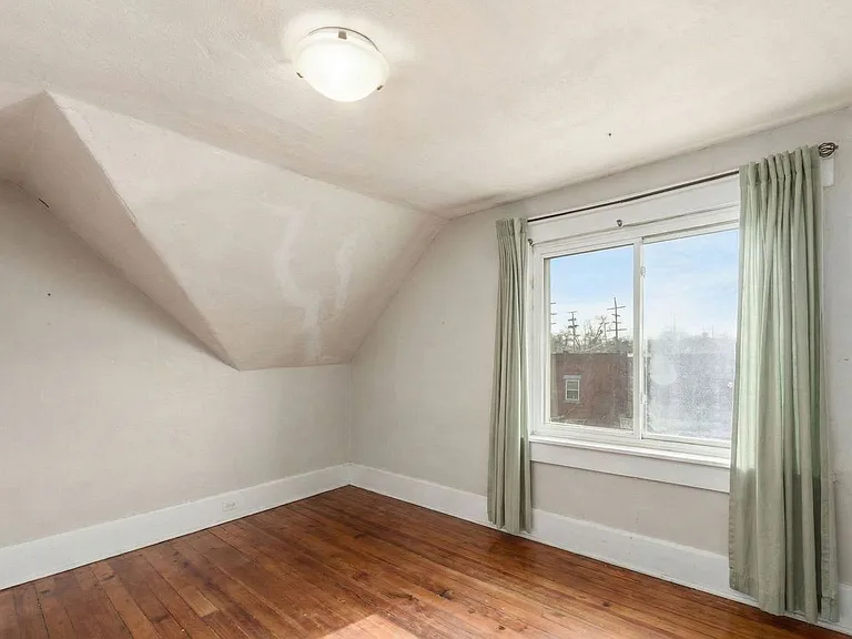 204 Chittenden Ave — Photo 18