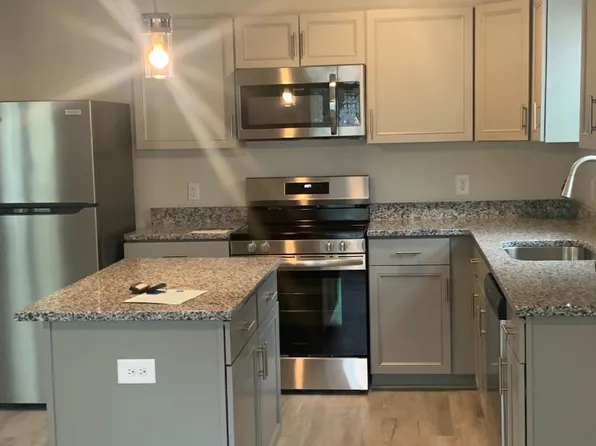 2433 Harrison Dr, Burlington, NC 27215