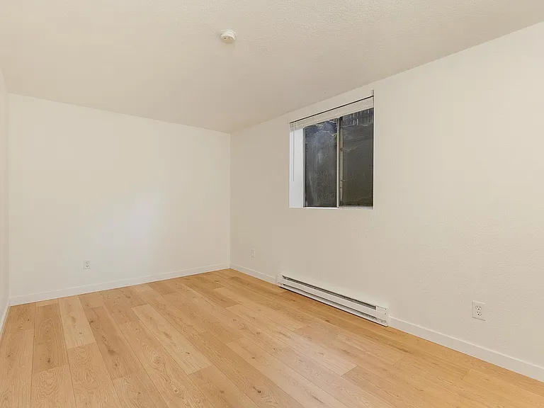 Crestwood Place — Photo 23