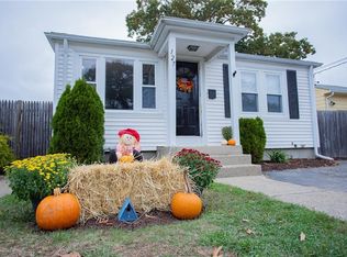 127 Fern St, Warwick, RI 02889