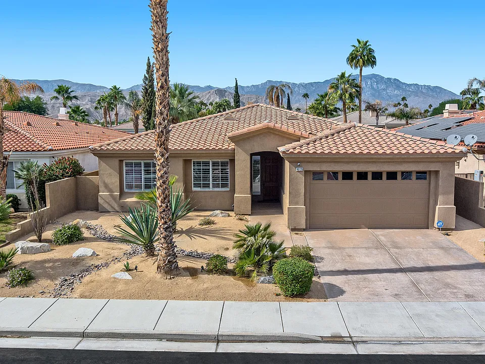40729 Palm Ct