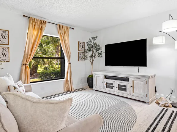 8609 Boca Glades Boulevard W #A, Boca Raton, FL 33434
