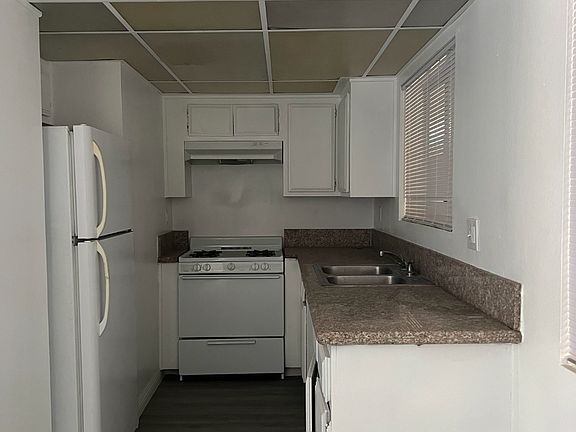 3rd image of 419 N Mountain View Ave APT 101