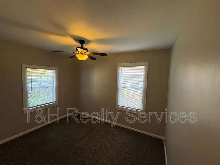 3363 Nicholas Ave — Photo 11