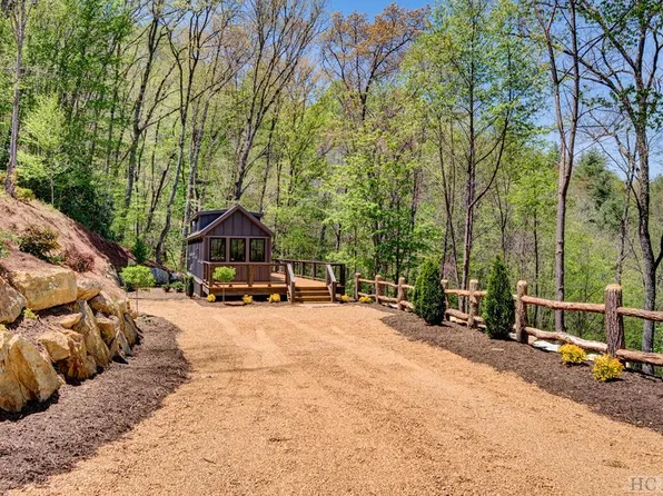 332 Triple Creek Drive, Cullowhee, NC 28723