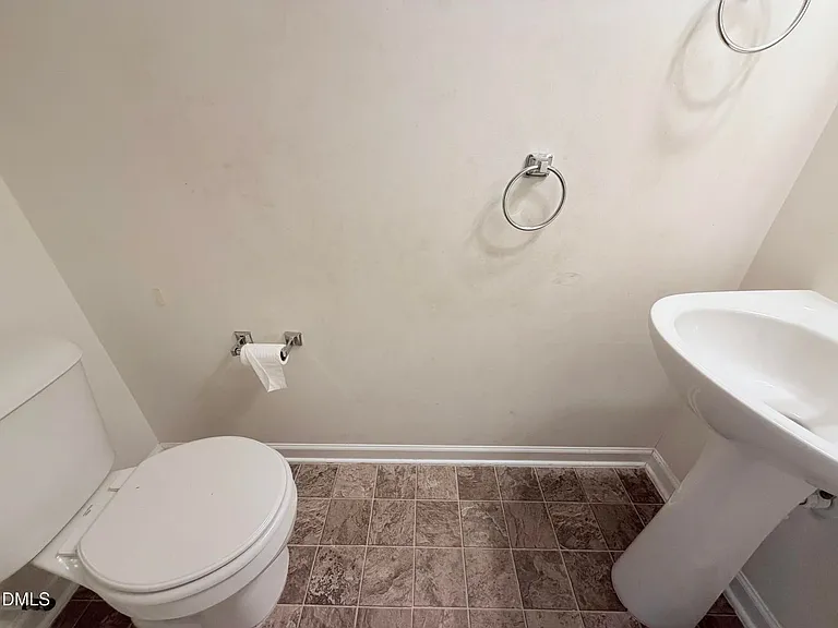 536 Gooseberry Dr — Photo 6