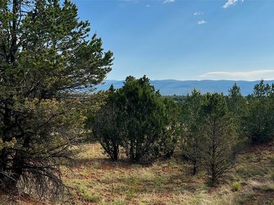 126 Red Hill Rd, Las Vegas, NM, 87701