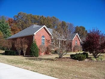 5th image of 517 Favre Cir