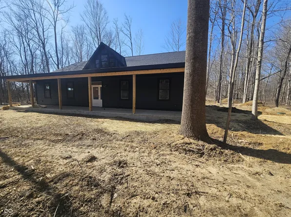 1004 S Paradise Bay Blvd, Rockville, IN 47872