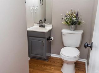 695 Ridgepoint Ln, Monroe, OH 45050