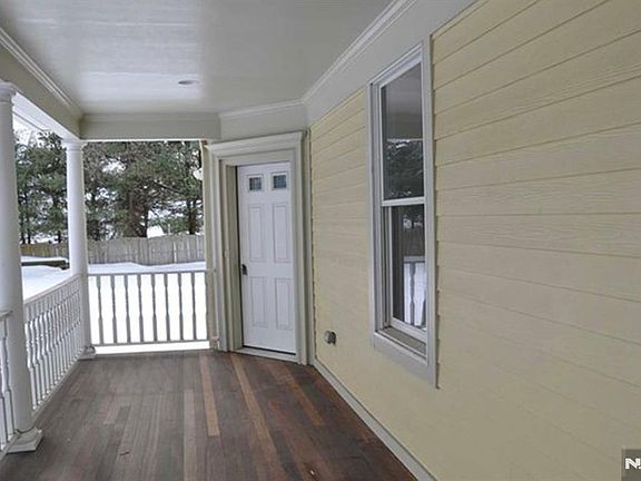 5th image of 430 Closter Dock Rd