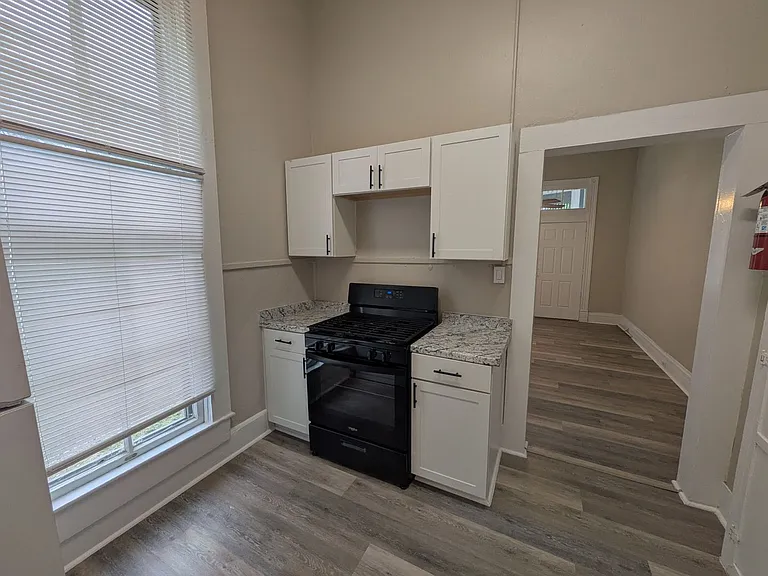 822 E Carson St #5 — Photo 10