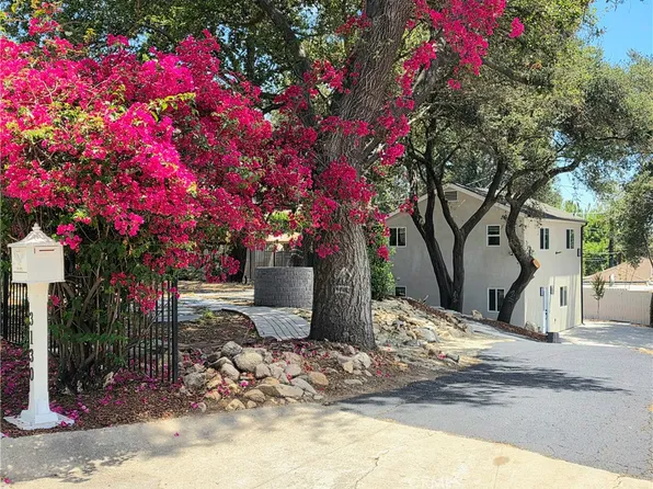 3130 N Mount Curve Ave, Altadena, CA 91001