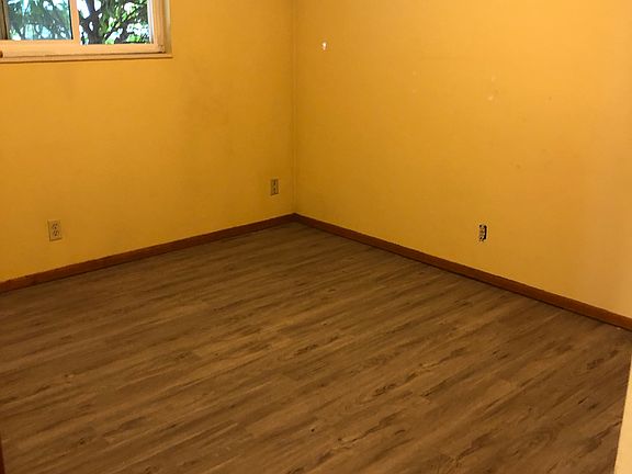 5th image of 6214 9th Ave NE