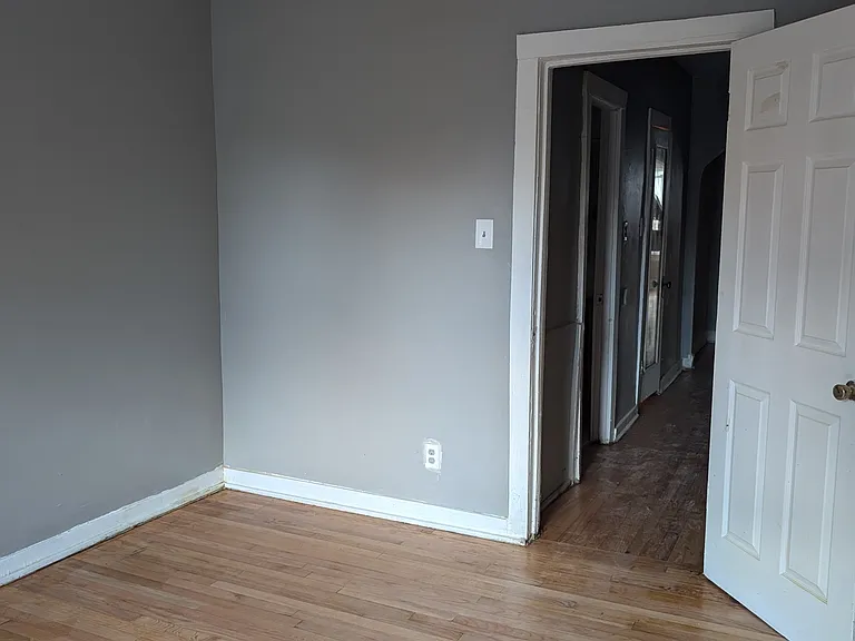 Bedroom to hallway