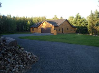 42 Laura Dr, Morrisonville, NY 12962