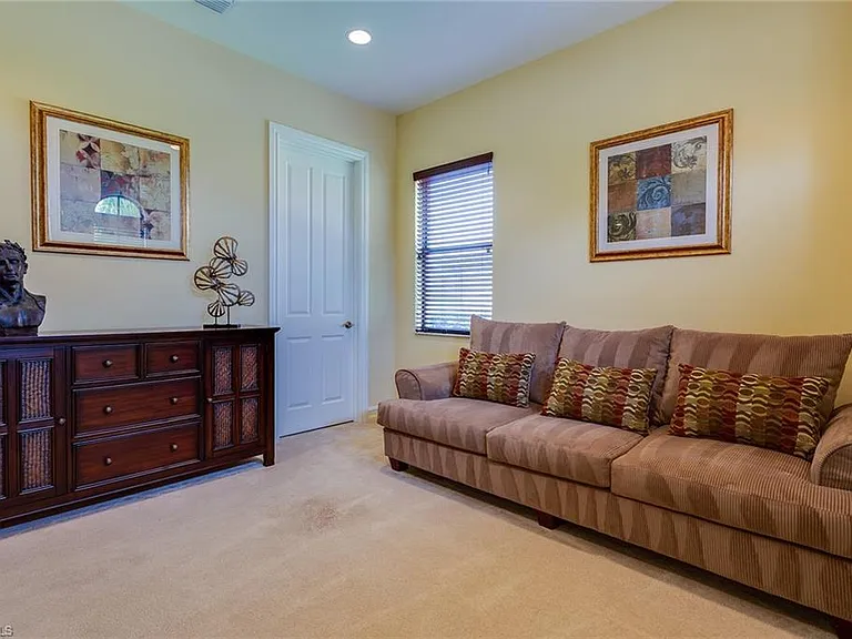 7771 Cottesmore Dr — Photo 18