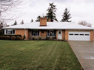 14410 Uhlin Dr, Middleburg Heights, OH 44130