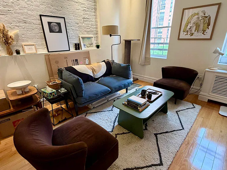 172 E 91st St #5C — Photo 3