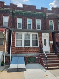 1720 George Street, Flushing, NY, 11385