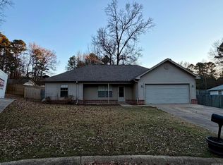 3011 Sharon Rd, Benton, AR 72019